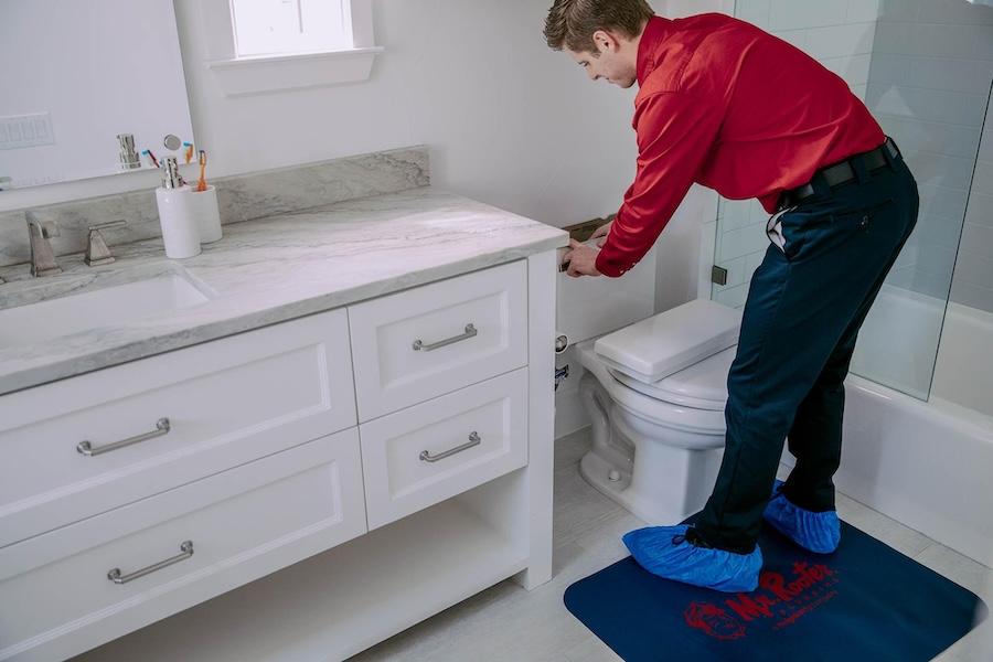 How Modern Plumbing Improves Bathroom Efficiency